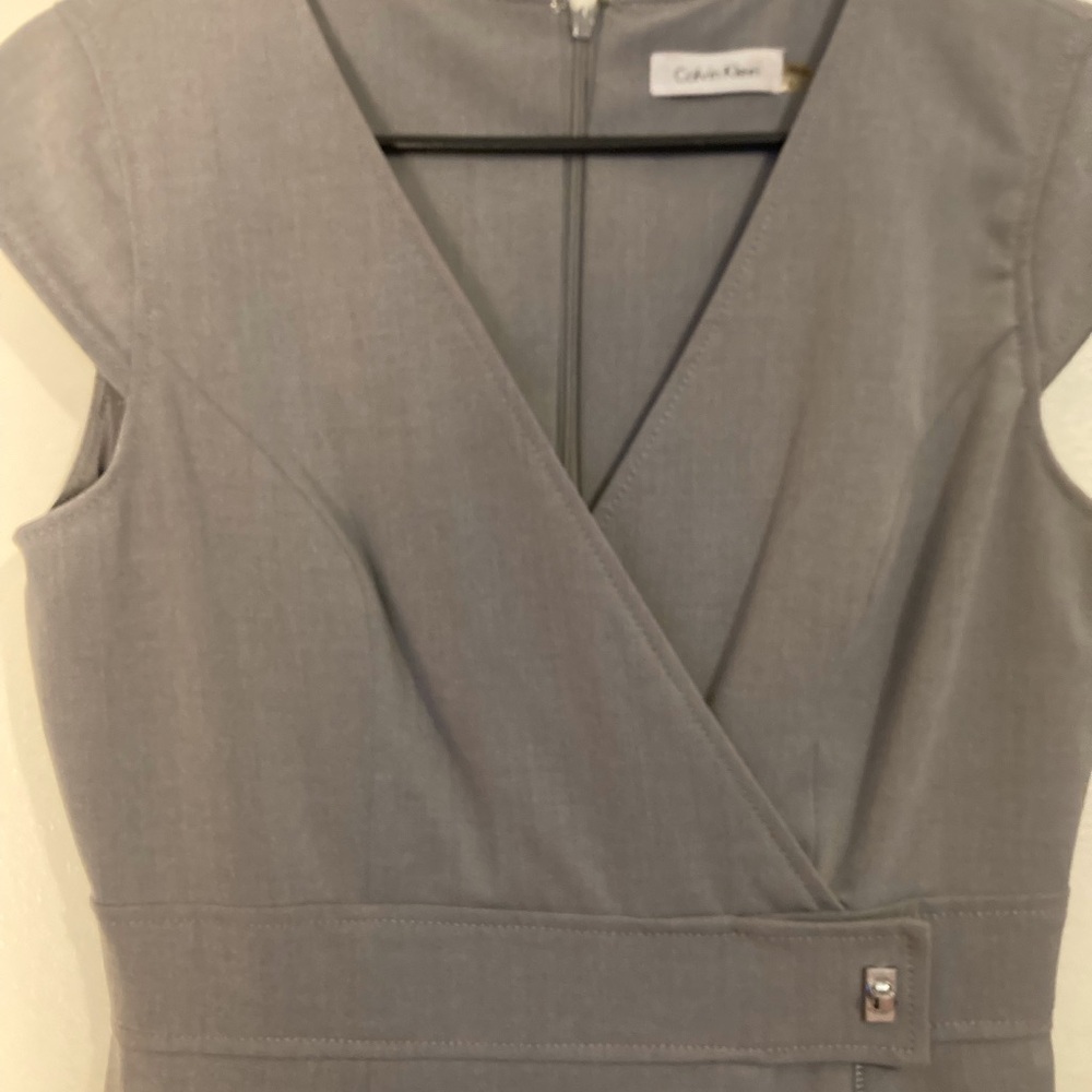 Elegant Women's Wrap Dress - Picture 11 of 13